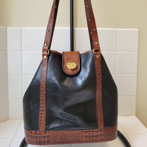 BRAHMIN Bucket Shoulder Bag Black/Brown Medium Croc Pattern Leather - Picture 3 of 12